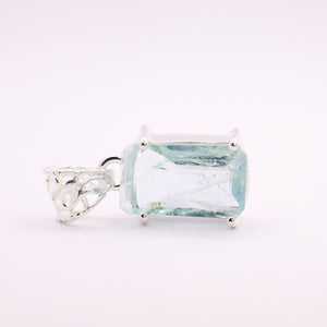 Aquamarine Pendant | Sterling Silver - Earthly Beauty Jewellery