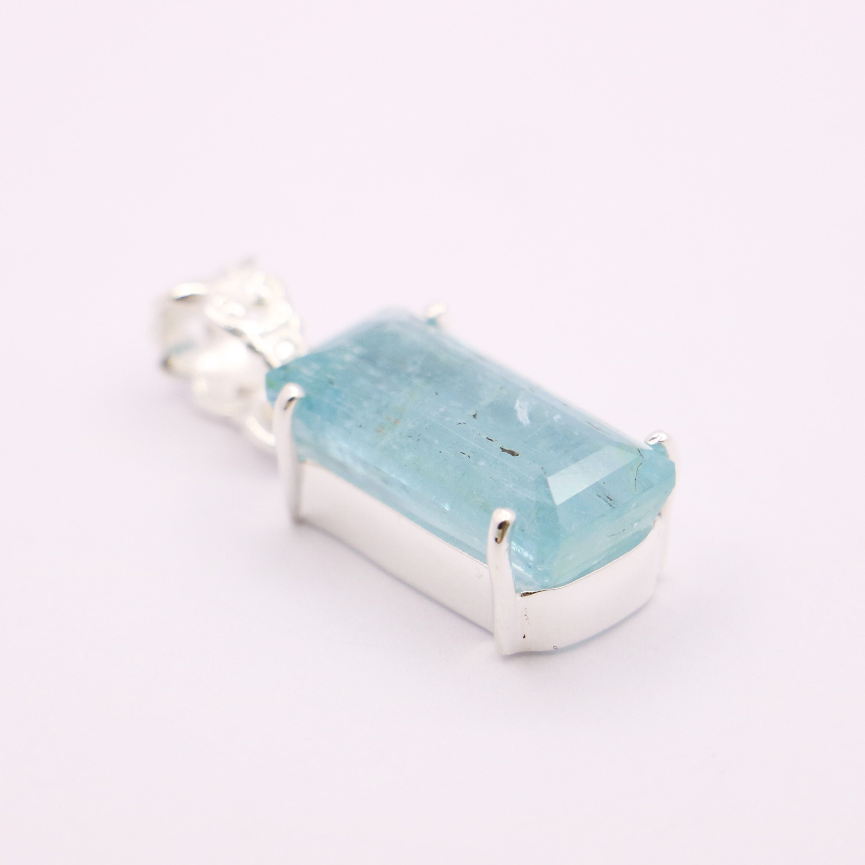 Aquamarine Pendant | Sterling Silver - Earthly Beauty Jewellery