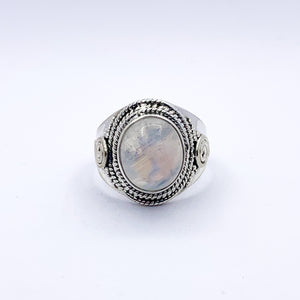 Moonstone Ring | Sterling Silver - Earthly Beauty Jewellery