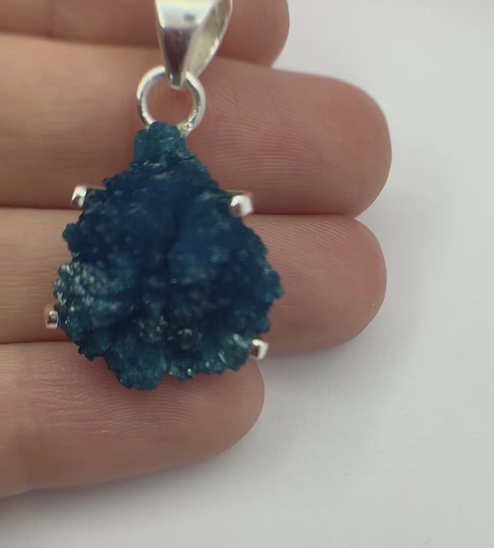 Cavansite Pendant Video